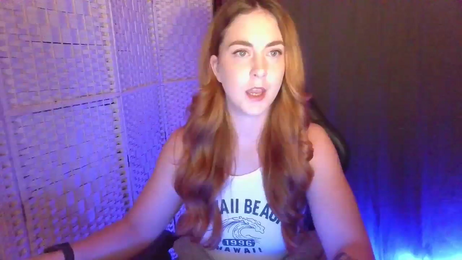 Gallery image thumbnail from YourEmilyRose's myfreecams stream on, 01/21/2026, 21:44 image 1 of 20