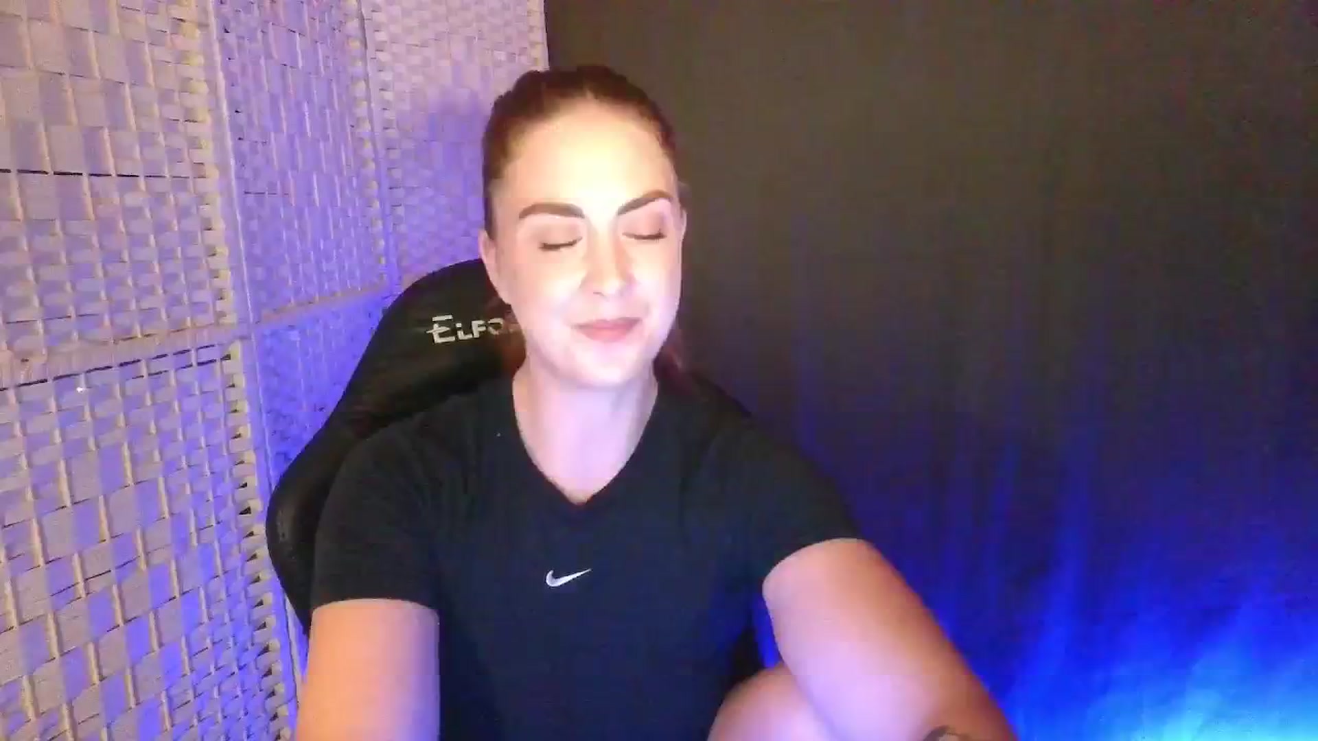 Gallery image thumbnail from YourEmilyRose's myfreecams stream on, 02/07/2026, 22:20 image 16 of 20
