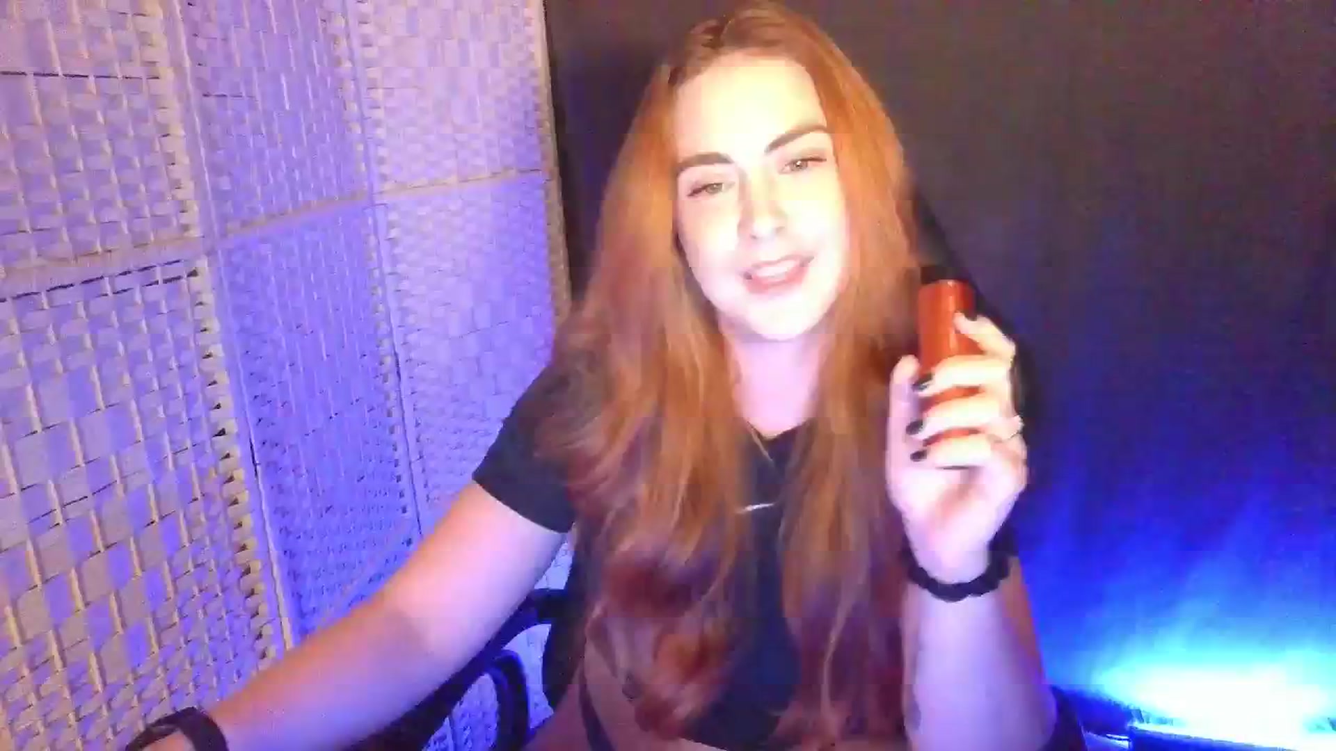 Gallery image thumbnail from YourEmilyRose's myfreecams stream on, 02/08/2026, 24:14 image 6 of 20