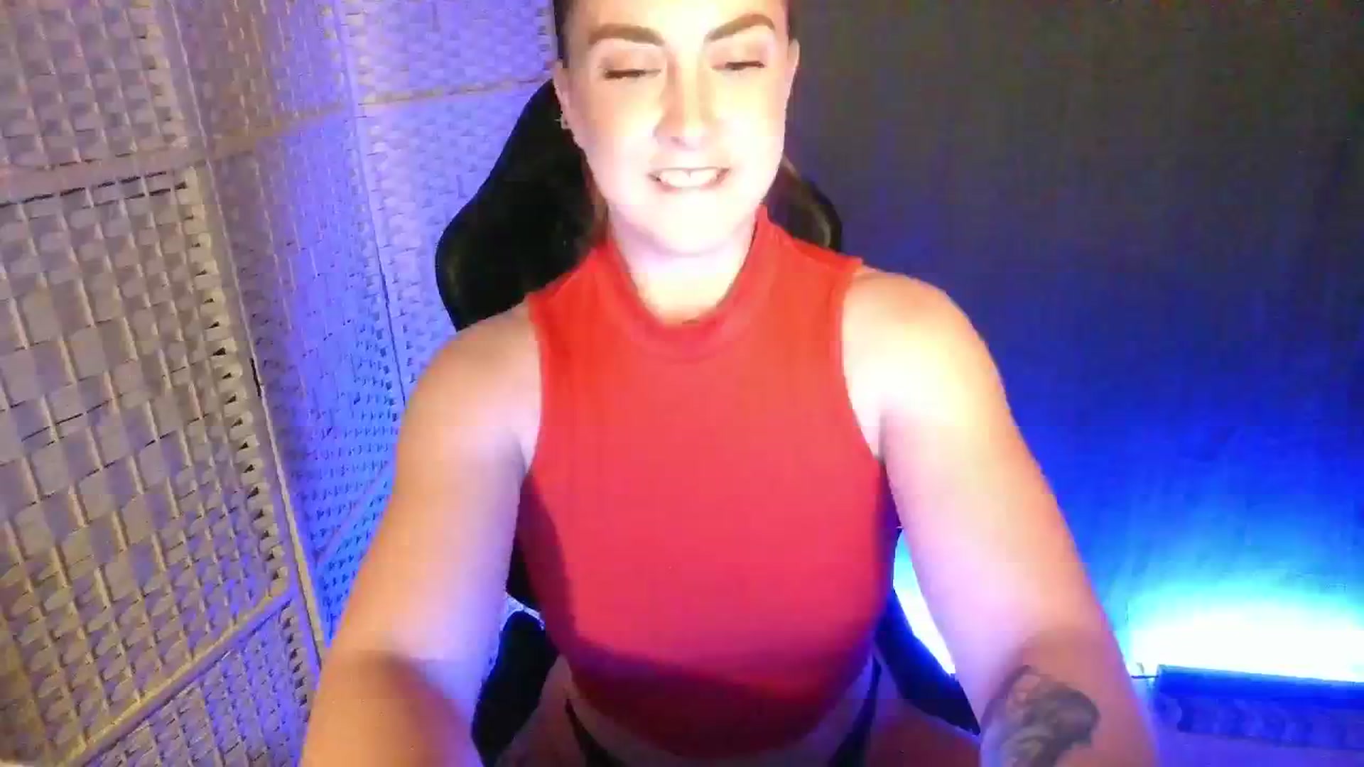 Gallery image thumbnail from YourEmilyRose's myfreecams stream on, 02/12/2026, 21:50 image 14 of 20
