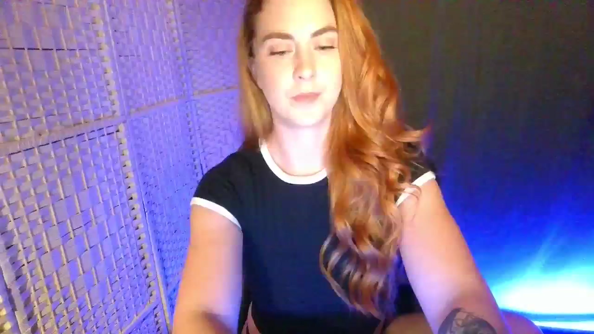 Gallery image thumbnail from YourEmilyRose's myfreecams stream on, 02/19/2026, 22:13 image 8 of 20