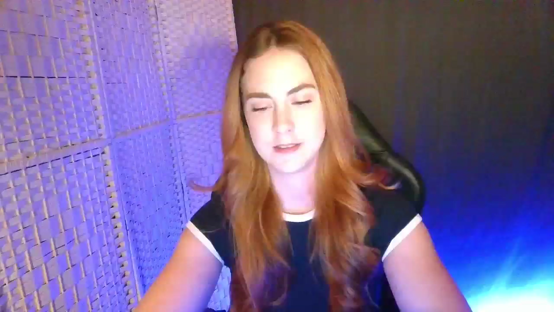 Gallery image thumbnail from YourEmilyRose's myfreecams stream on, 02/19/2026, 22:13 image 2 of 20