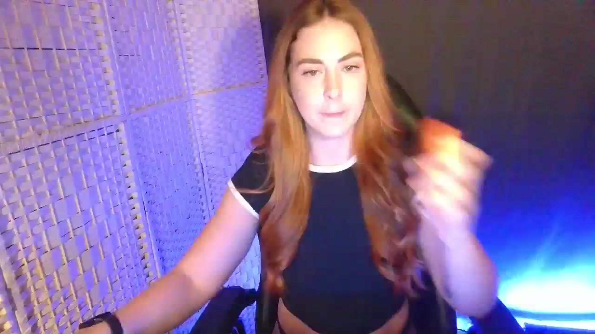 Gallery image thumbnail from YourEmilyRose's myfreecams stream on, 02/19/2026, 22:13 image 3 of 20