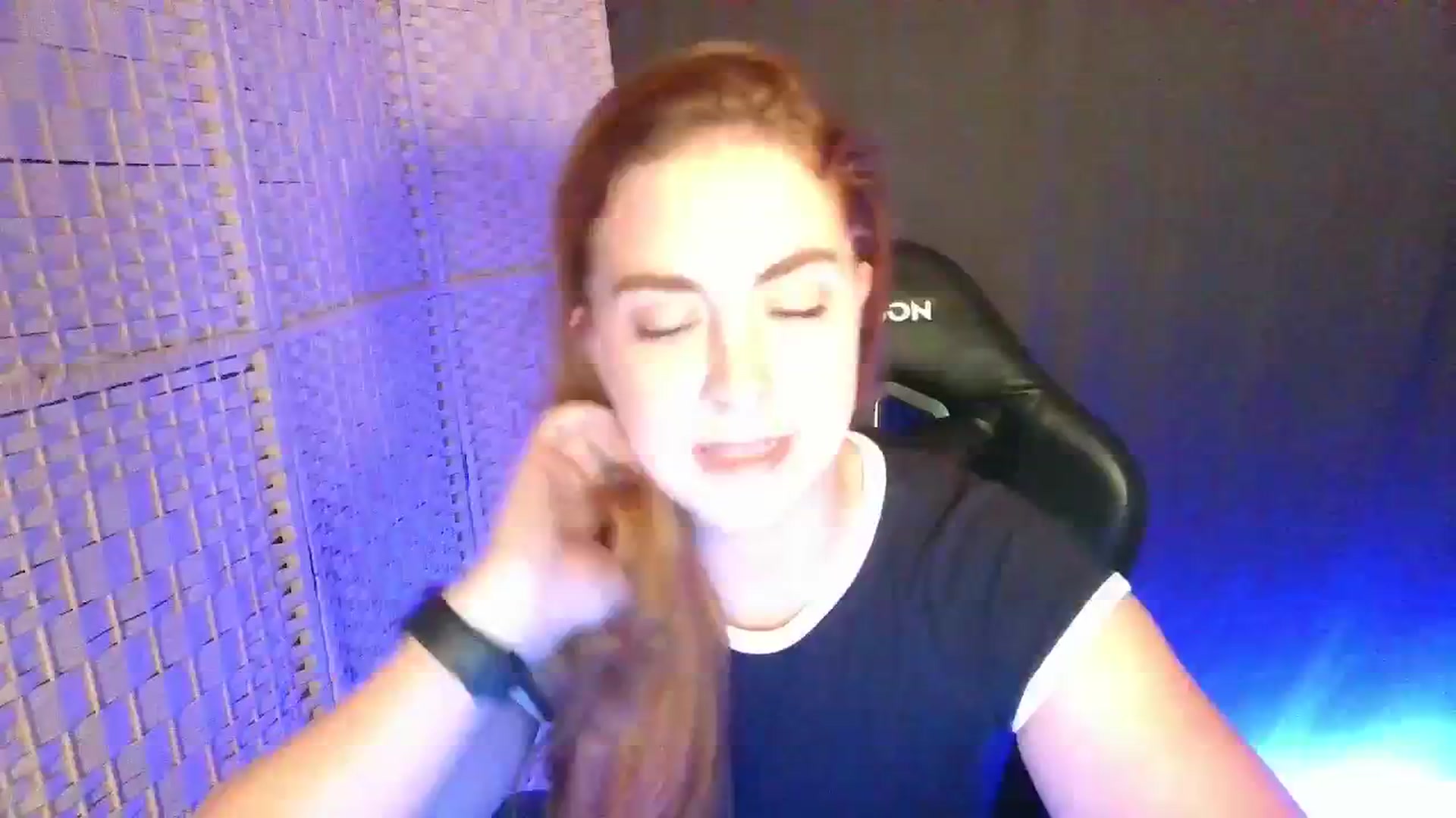 Gallery image thumbnail from YourEmilyRose's myfreecams stream on, 02/19/2026, 22:41 image 3 of 20
