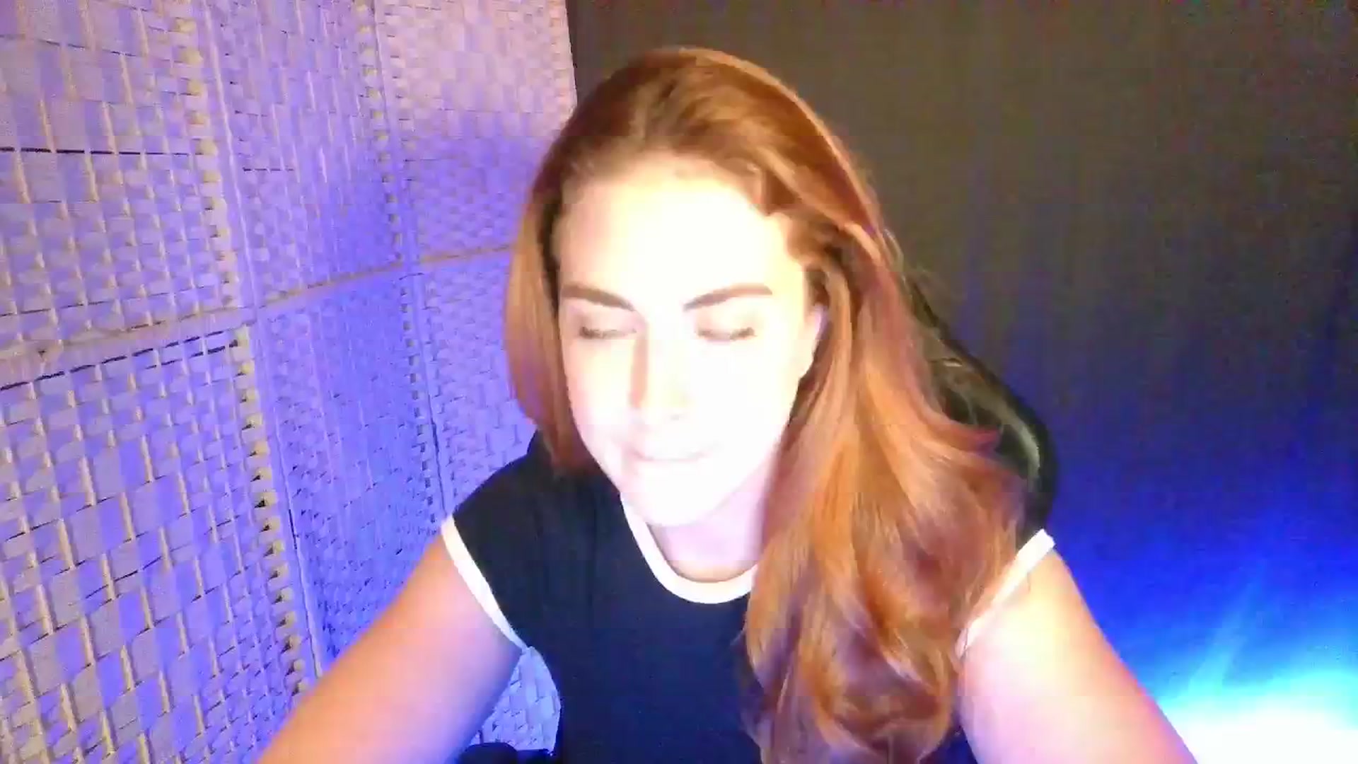 Gallery image thumbnail from YourEmilyRose's myfreecams stream on, 02/19/2026, 22:41 image 7 of 20
