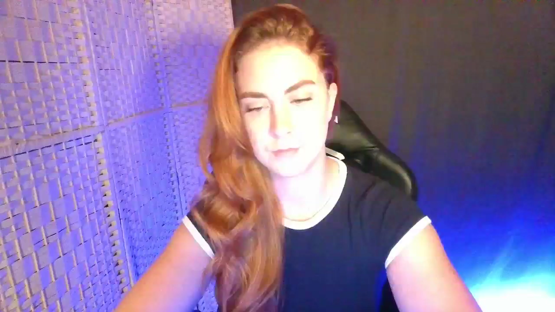 Gallery image thumbnail from YourEmilyRose's myfreecams stream on, 02/19/2026, 22:41 image 1 of 20