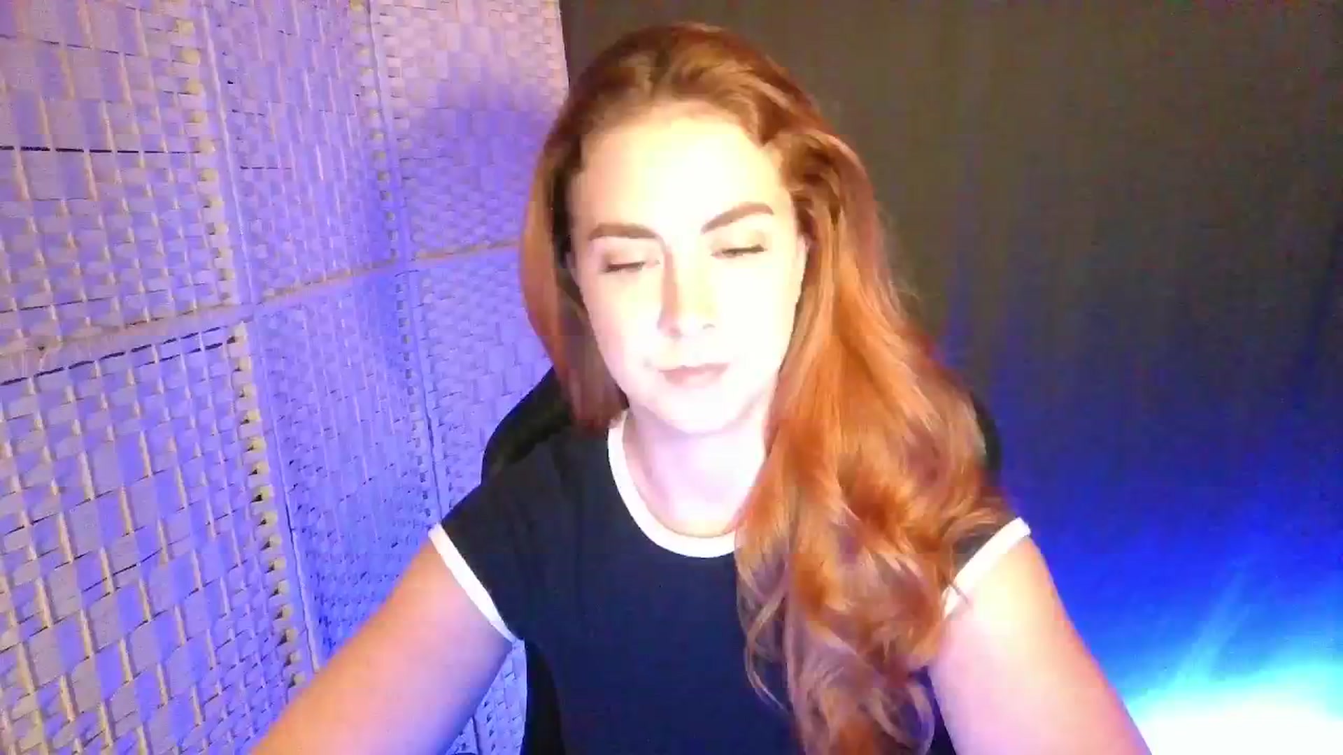 Gallery image thumbnail from YourEmilyRose's myfreecams stream on, 02/19/2026, 22:41 image 5 of 20