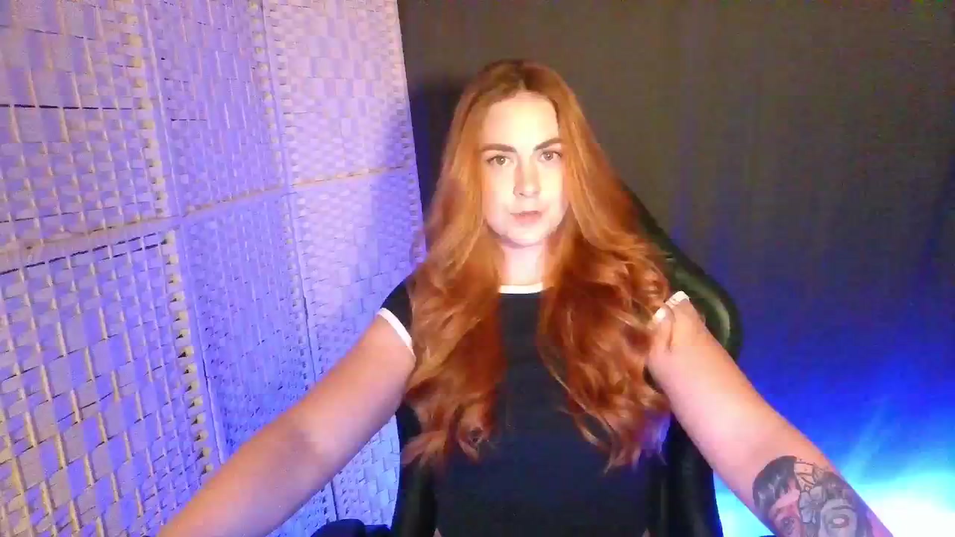 Gallery image thumbnail from YourEmilyRose's myfreecams stream on, 02/19/2026, 22:41 image 12 of 20