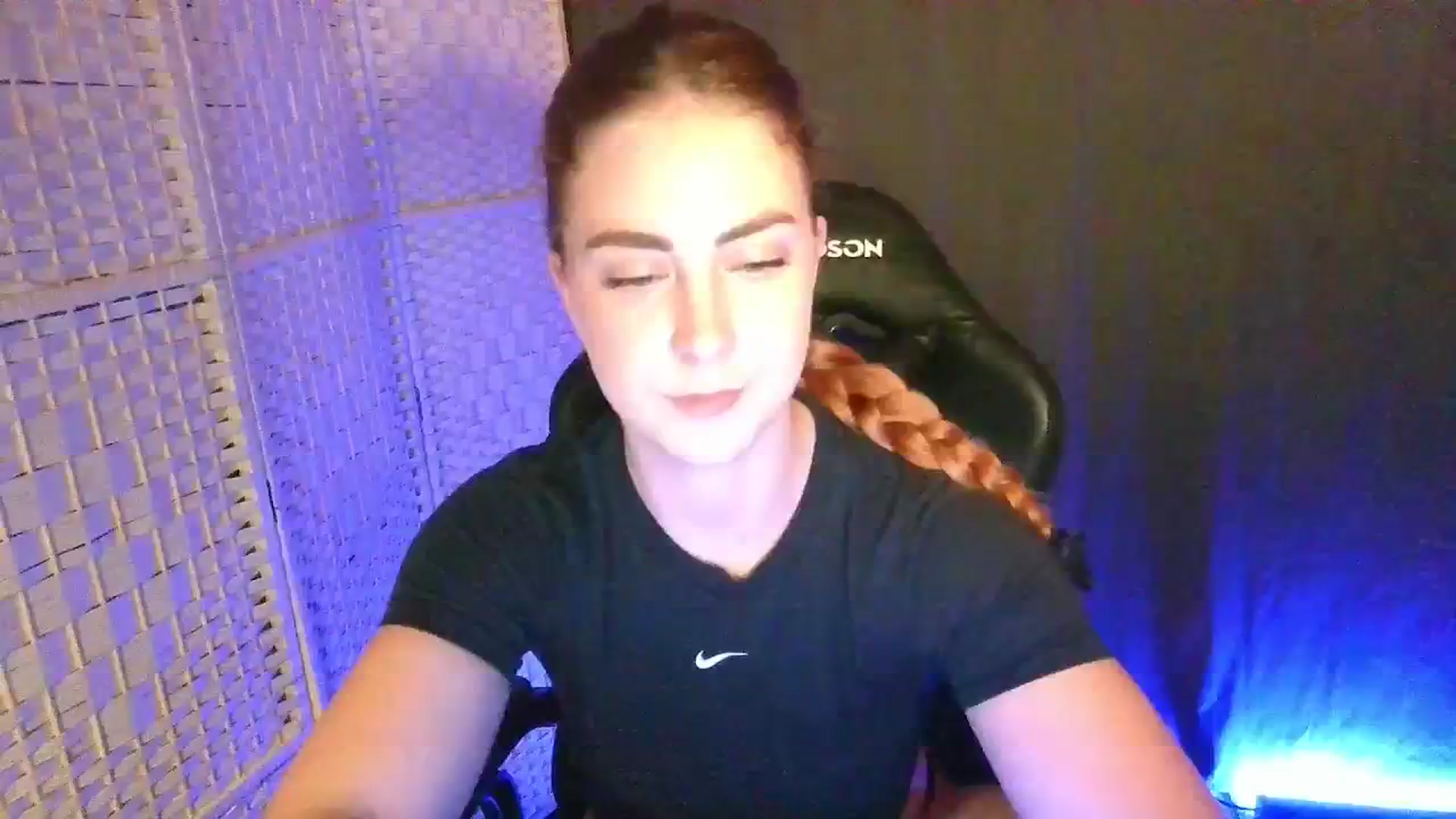 Gallery image thumbnail from YourEmilyRose's myfreecams stream on, 03/02/2026, 22:56 image 17 of 20