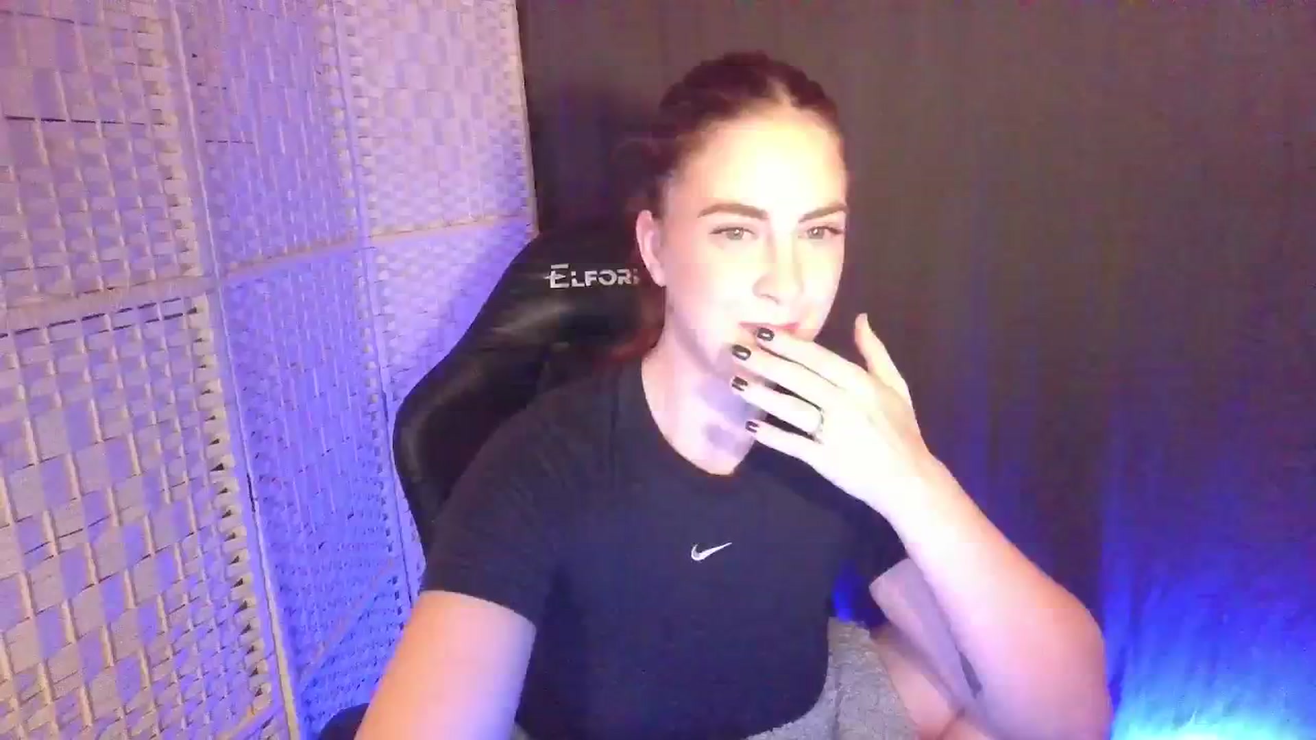 Gallery image thumbnail from YourEmilyRose's myfreecams stream on, 03/02/2026, 22:56 image 4 of 20