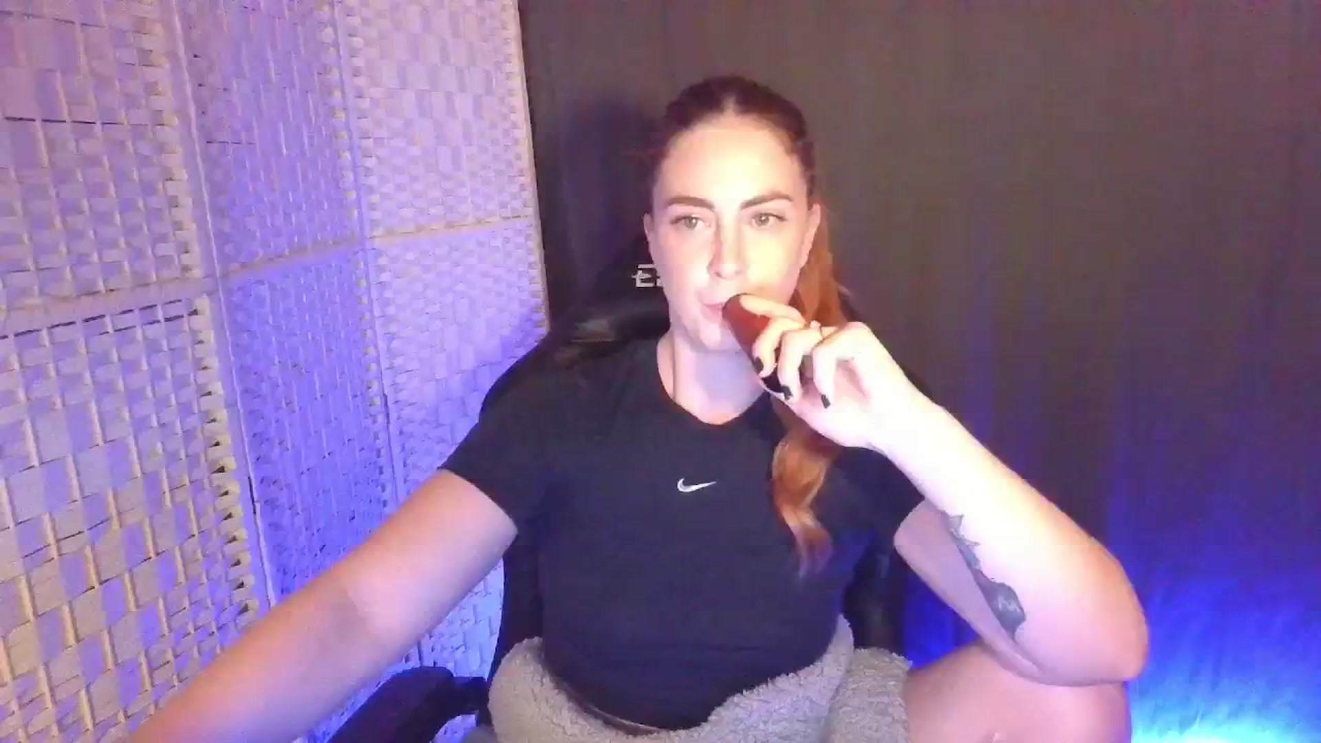 Gallery image thumbnail from YourEmilyRose's myfreecams stream on, 03/02/2026, 22:56 image 5 of 20