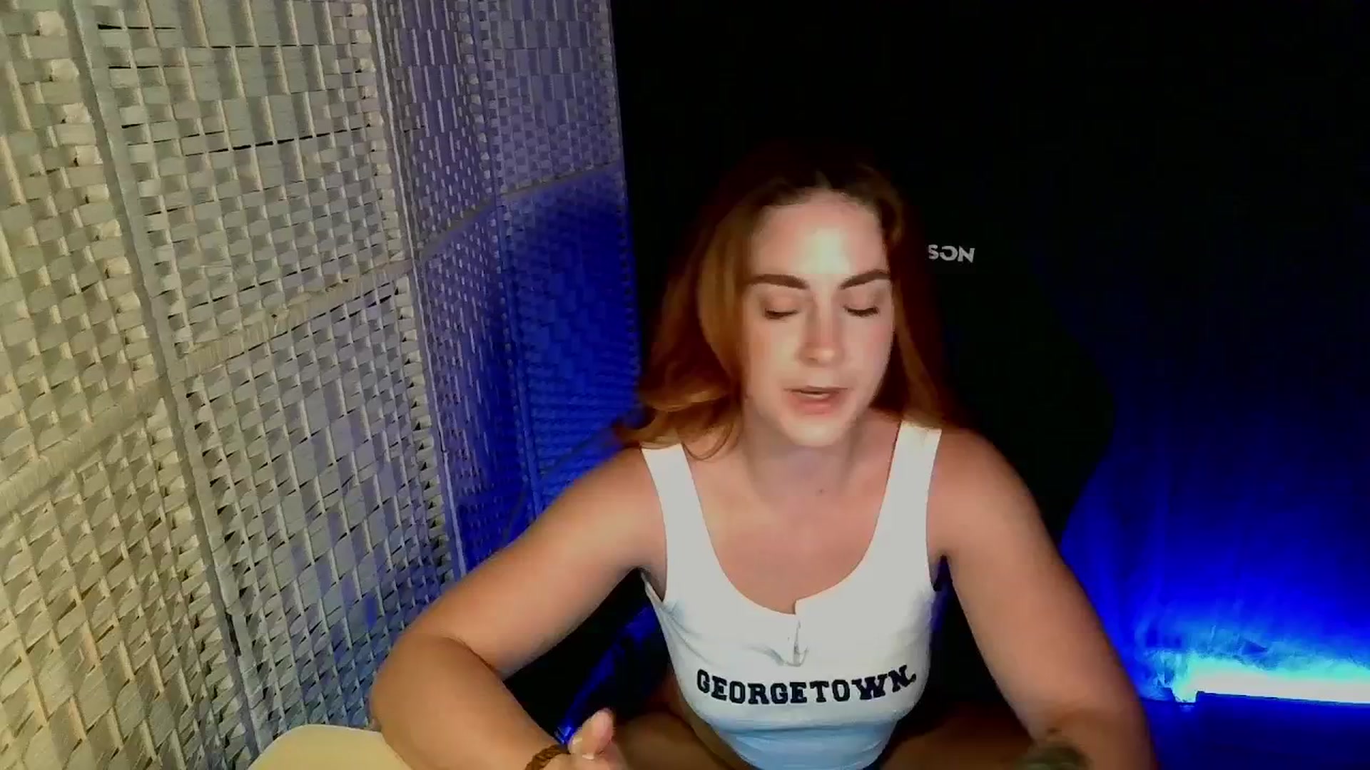 Gallery image thumbnail from YourEmilyRose's myfreecams stream on, 04/01/2026, 21:15 image 14 of 20