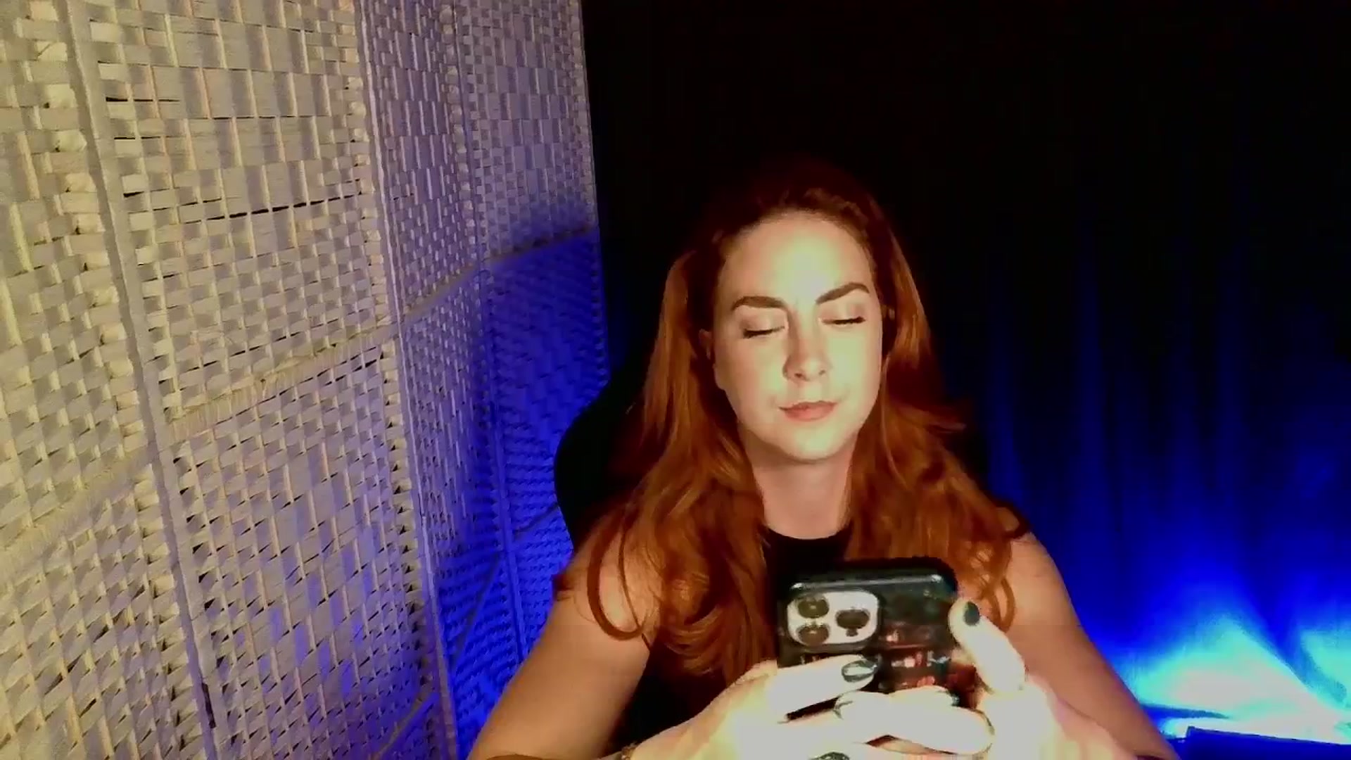 Gallery image thumbnail from YourEmilyRose's myfreecams stream on, 04/23/2026, 21:31 image 8 of 20