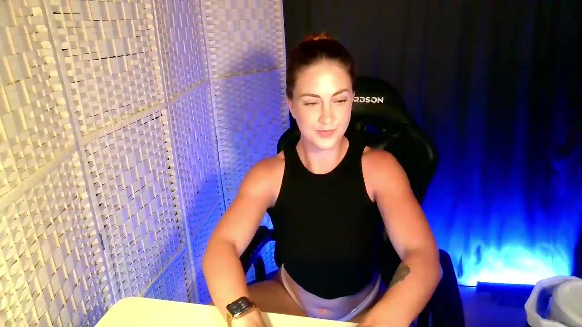 Gallery image thumbnail from YourEmilyRose's myfreecams stream on, 06/22/2026, 22:32 image 4 of 20