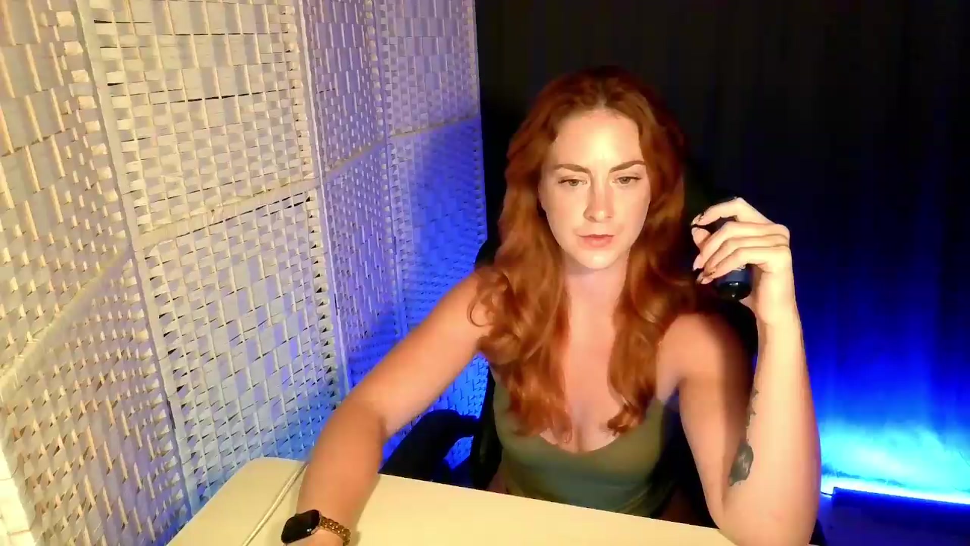 Gallery image thumbnail from YourEmilyRose's myfreecams stream on, 07/20/2026, 21:42 image 6 of 20