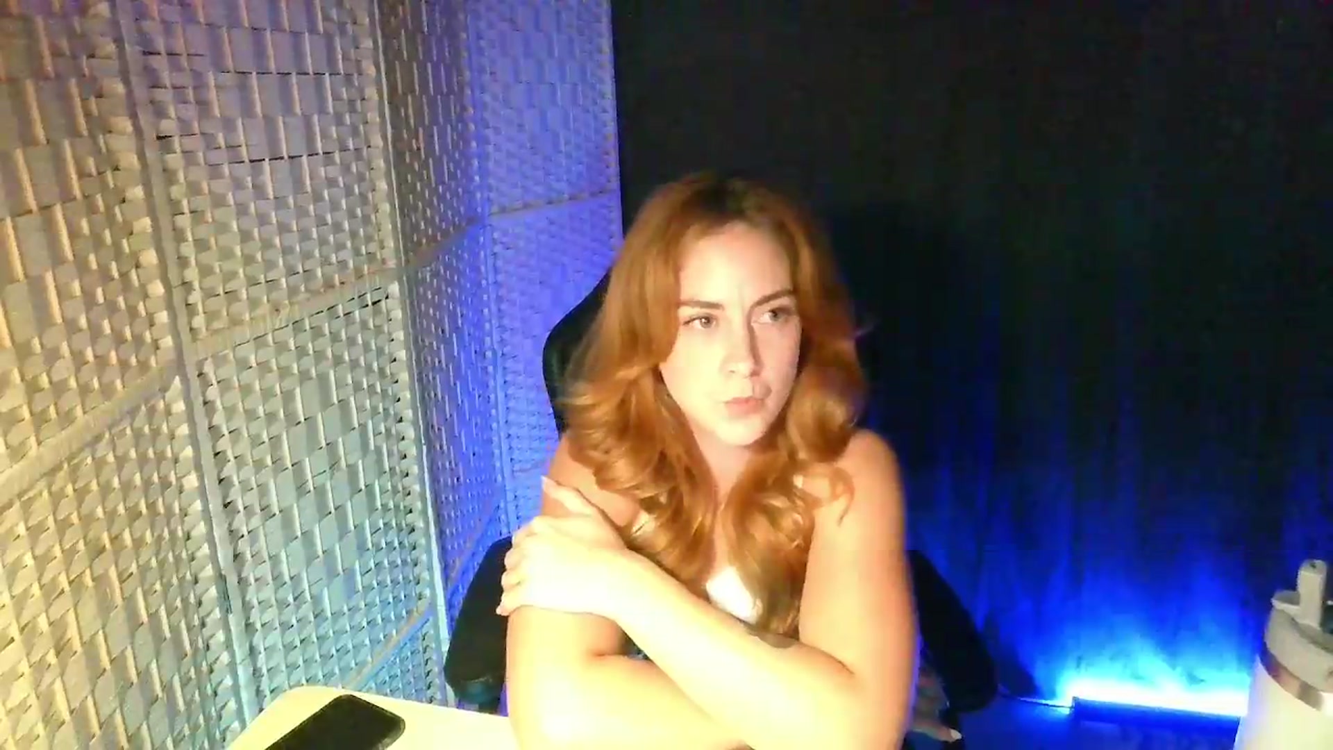 Gallery image thumbnail from YourEmilyRose's myfreecams stream on, 08/27/2026, 22:27 image 16 of 20