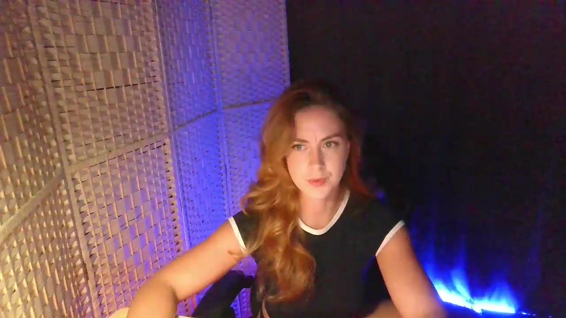 Gallery image thumbnail from YourEmilyRose's myfreecams stream on, 09/23/2026, 20:40 image 19 of 20