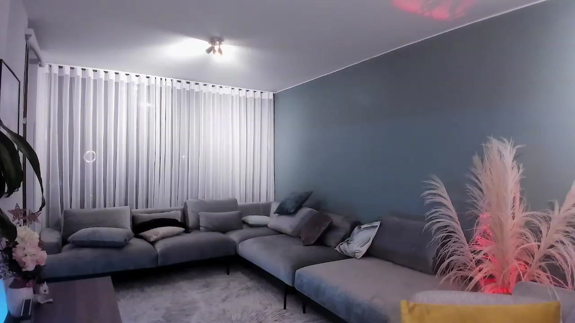 Gallery image thumbnail from YourFavGirl_'s myfreecams stream on, 02/04/2023, 02:00 image 18 of 20