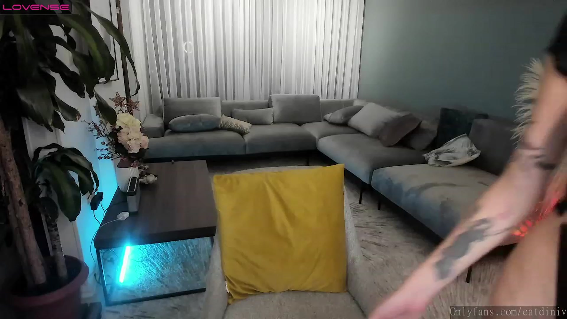 Gallery image thumbnail from YourFavGirl_'s myfreecams stream on, 02/06/2023, 06:26 image 17 of 20