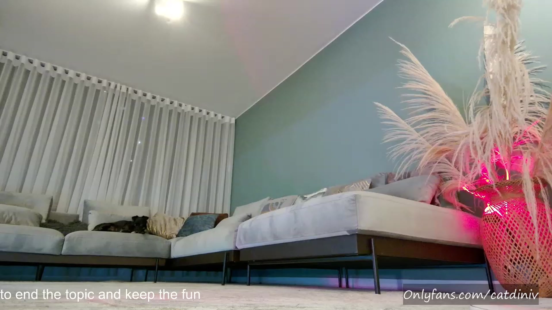 Gallery image thumbnail from YourFavGirl_'s myfreecams stream on, 02/25/2023, 04:40 image 15 of 20