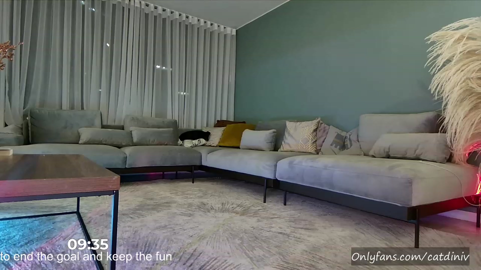 Gallery image thumbnail from YourFavGirl_'s myfreecams stream on, 03/24/2023, 04:25 image 3 of 20