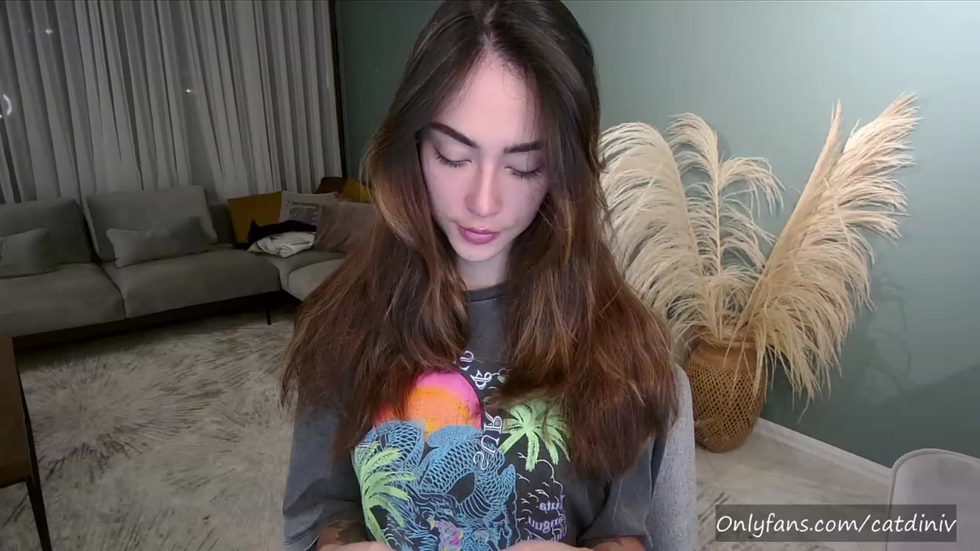 Gallery image thumbnail from YourFavGirl_'s myfreecams stream on, 04/25/2023, 04:38 image 8 of 20