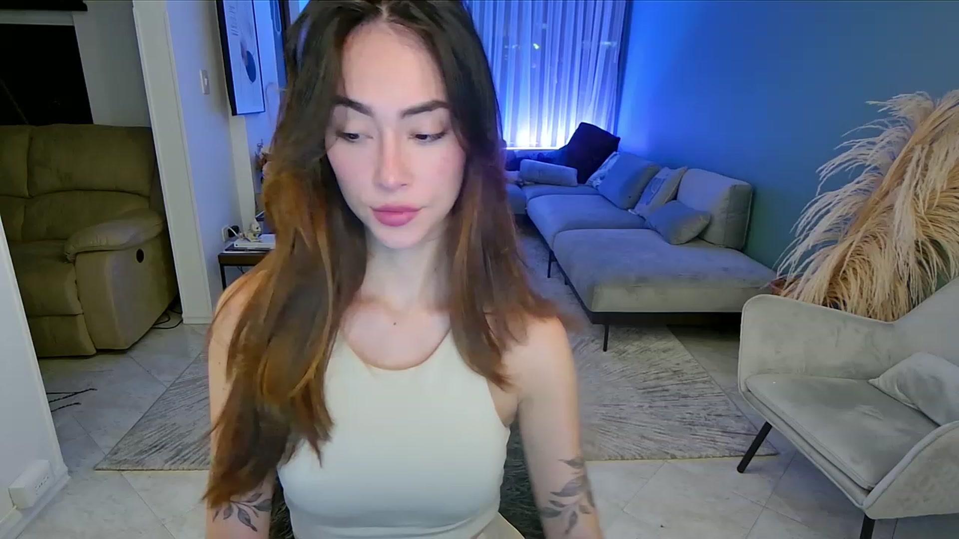 Gallery image thumbnail from YourFavGirl_'s myfreecams stream on, 07/14/2023, 02:56 image 8 of 20