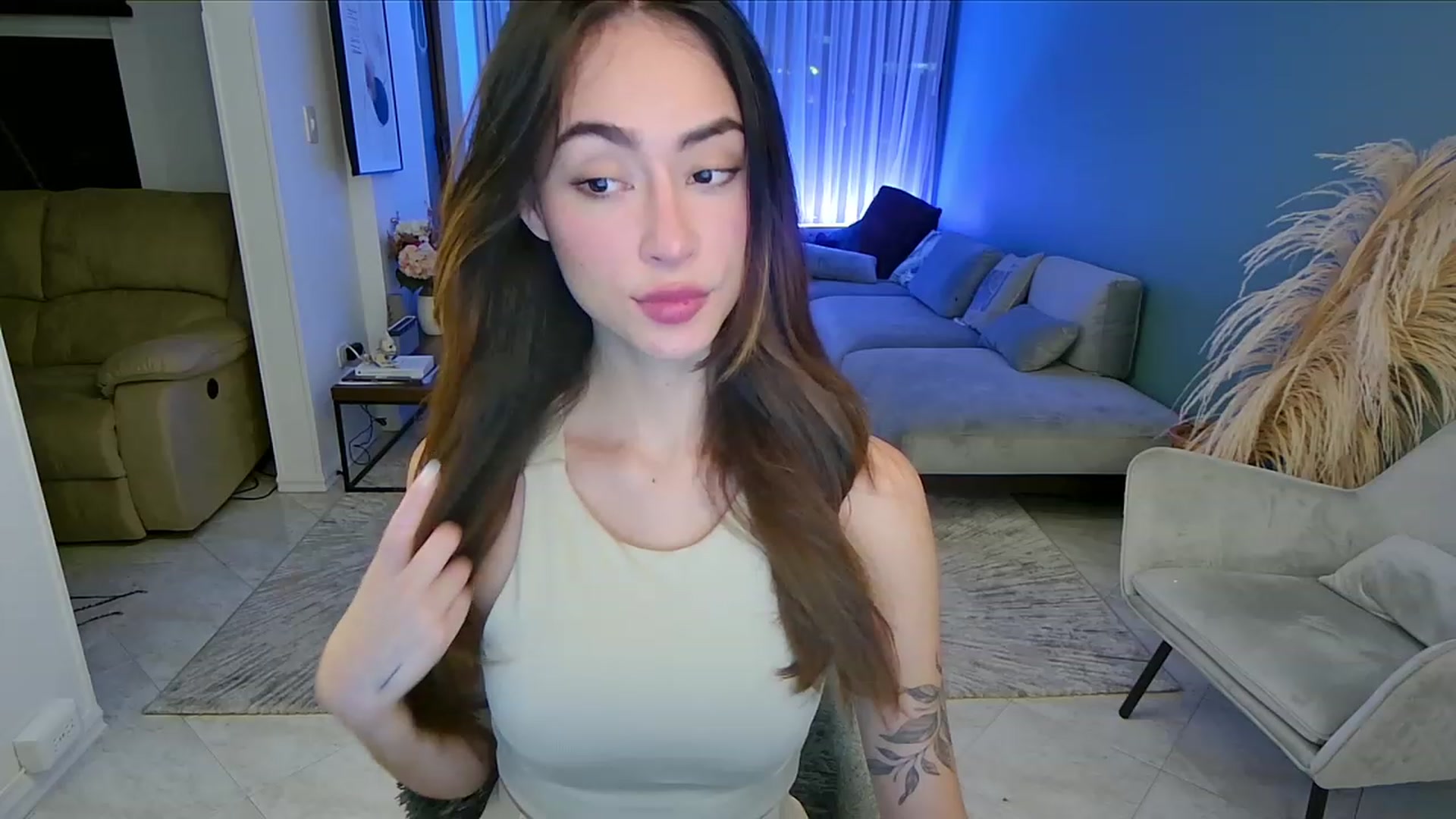 Gallery image thumbnail from YourFavGirl_'s myfreecams stream on, 07/14/2023, 02:56 image 9 of 20