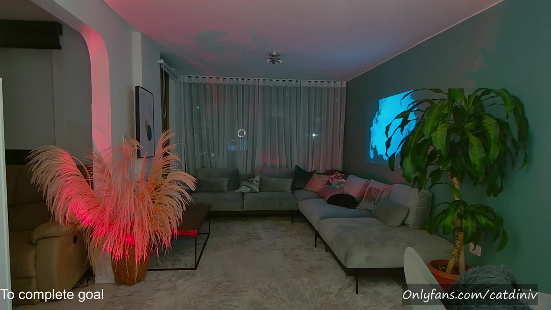 Gallery image thumbnail from YourFavGirl_'s myfreecams stream on, 07/20/2023, 04:07 image 12 of 20