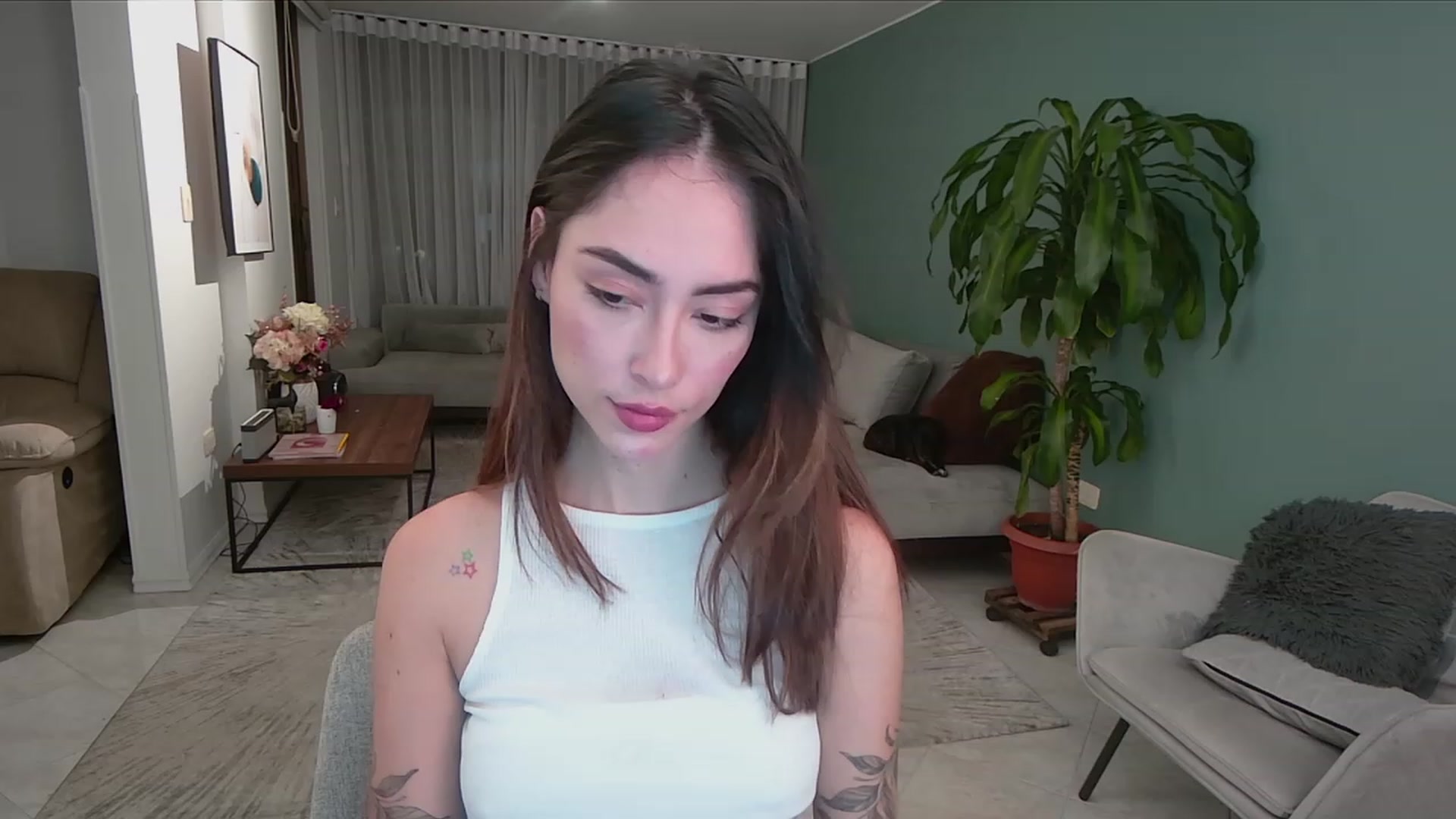 Gallery image thumbnail from YourFavGirl_'s myfreecams stream on, 08/21/2023, 04:10 image 12 of 20