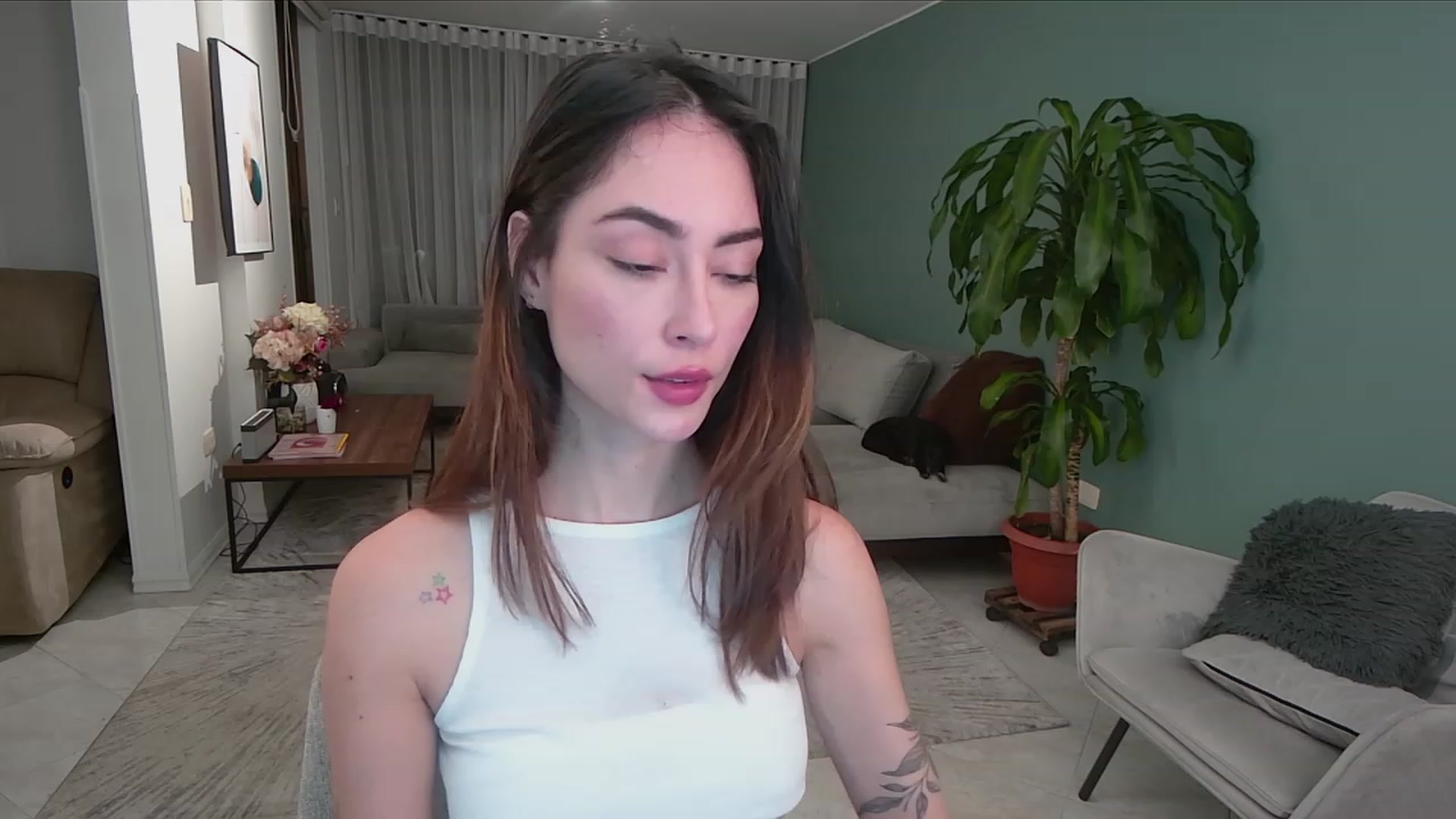 Gallery image thumbnail from YourFavGirl_'s myfreecams stream on, 08/21/2023, 04:10 image 16 of 20