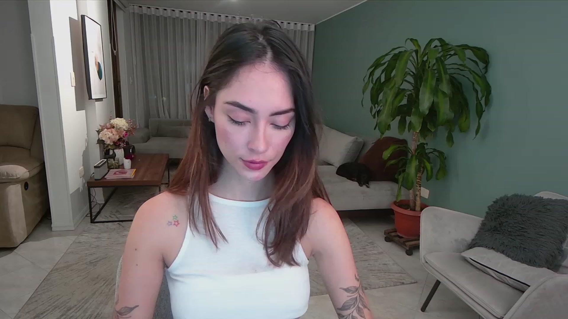 Gallery image thumbnail from YourFavGirl_'s myfreecams stream on, 08/21/2023, 04:10 image 17 of 20
