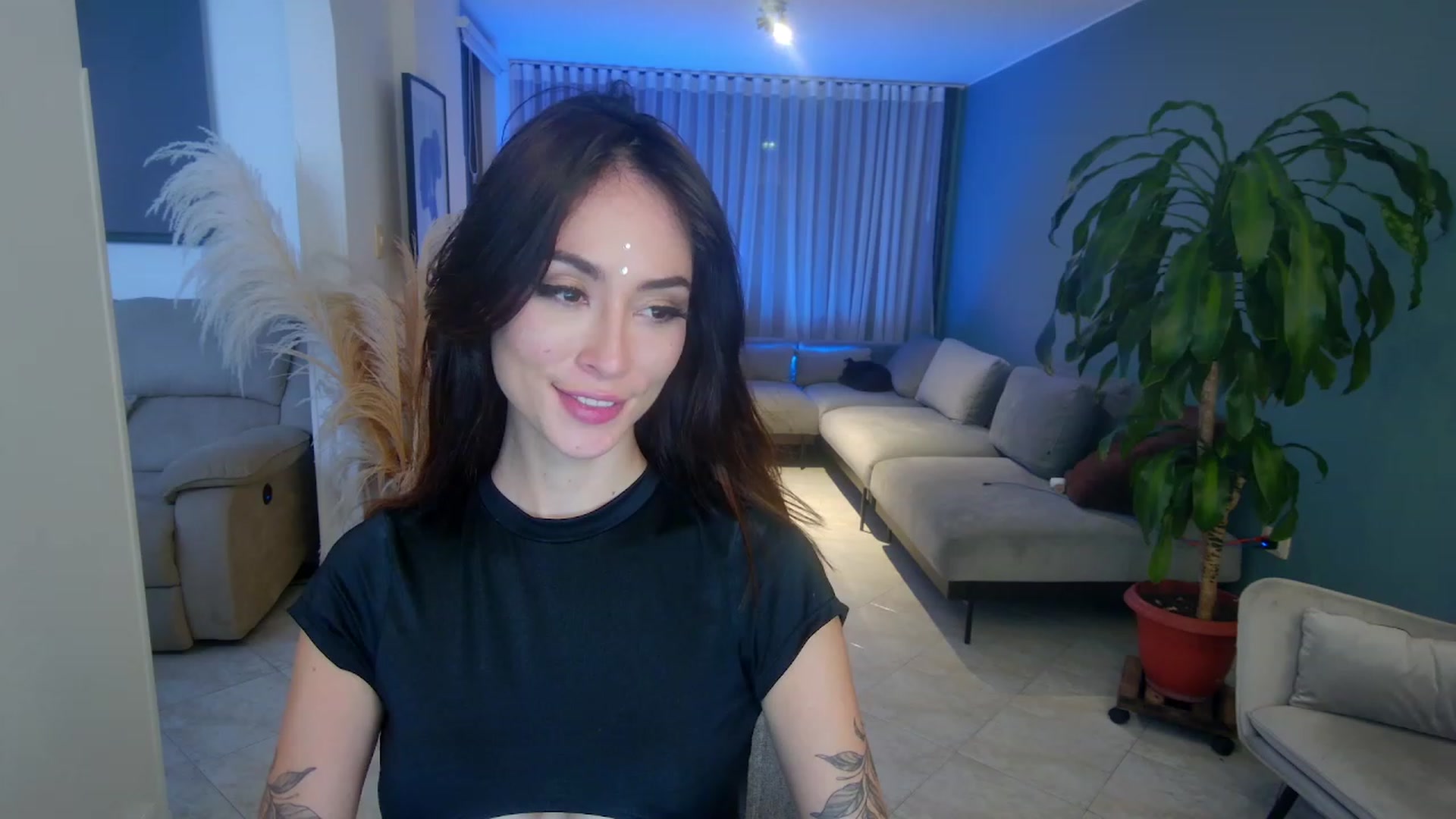 Gallery image thumbnail from YourFavGirl_'s myfreecams stream on, 11/06/2023, 04:58 image 20 of 20