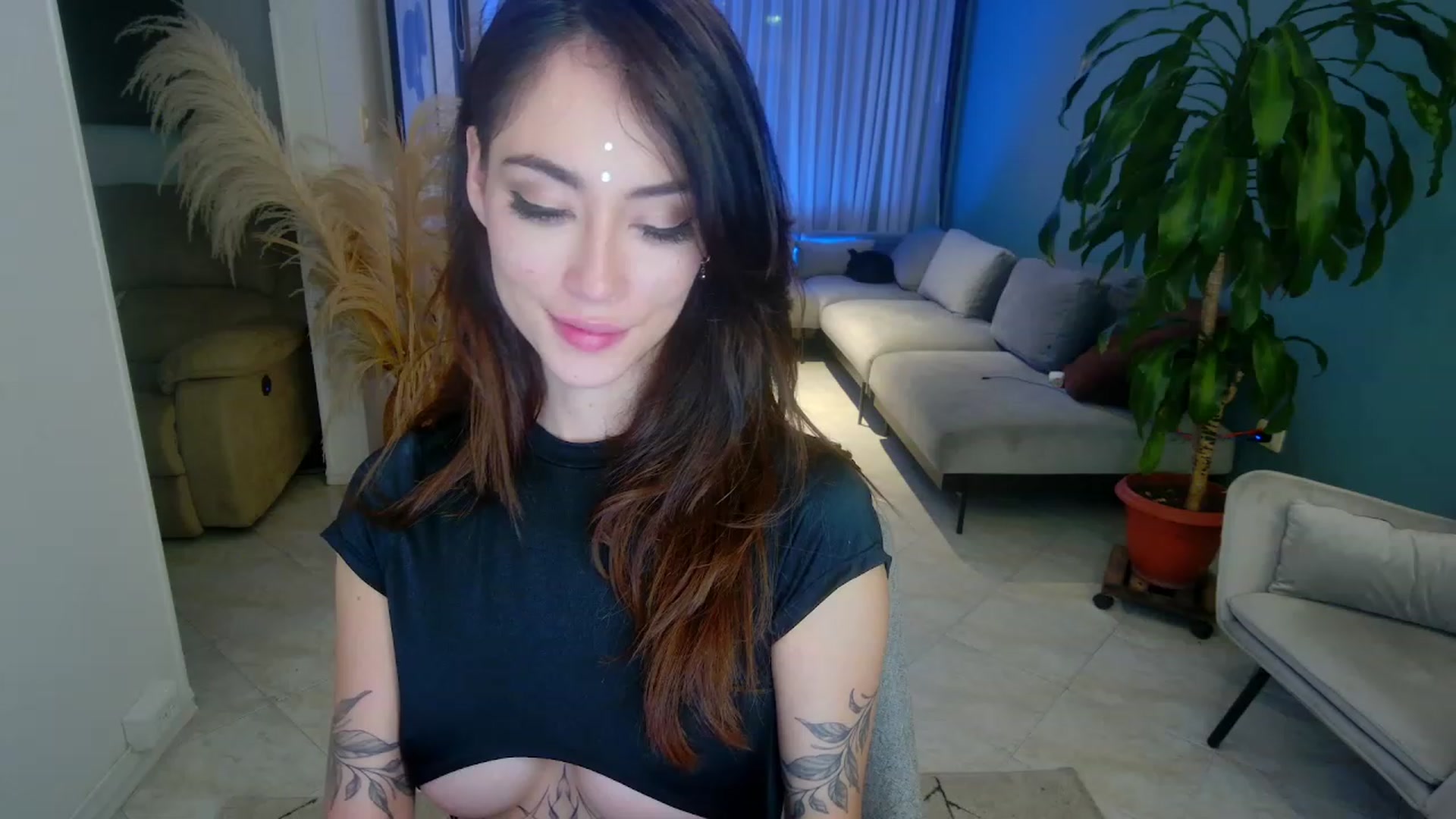 Gallery image thumbnail from YourFavGirl_'s myfreecams stream on, 11/06/2023, 06:38 image 20 of 20