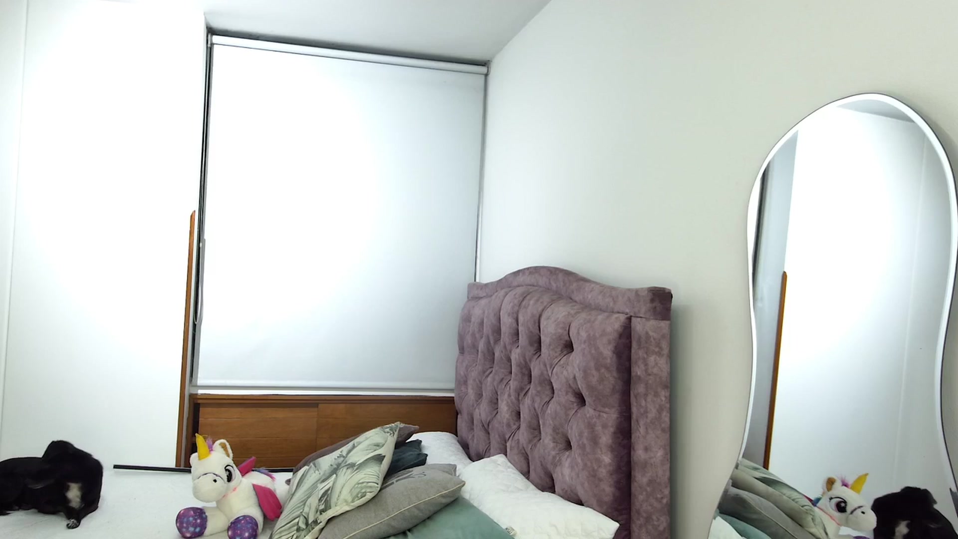 Gallery image thumbnail from YourFavGirl_'s myfreecams stream on, 02/23/2024, 03:35 image 8 of 20