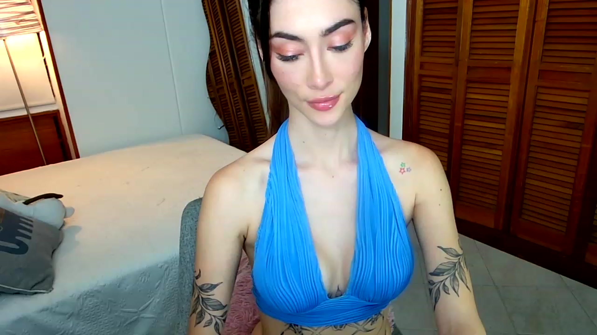 Gallery image thumbnail from YourFavGirl_'s myfreecams stream on, 03/14/2024, 04:08 image 11 of 20