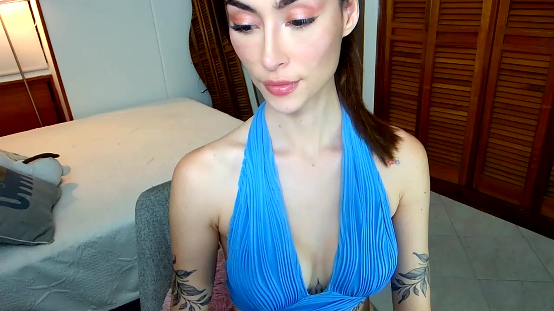 Gallery image thumbnail from YourFavGirl_'s myfreecams stream on, 03/14/2024, 04:08 image 13 of 20