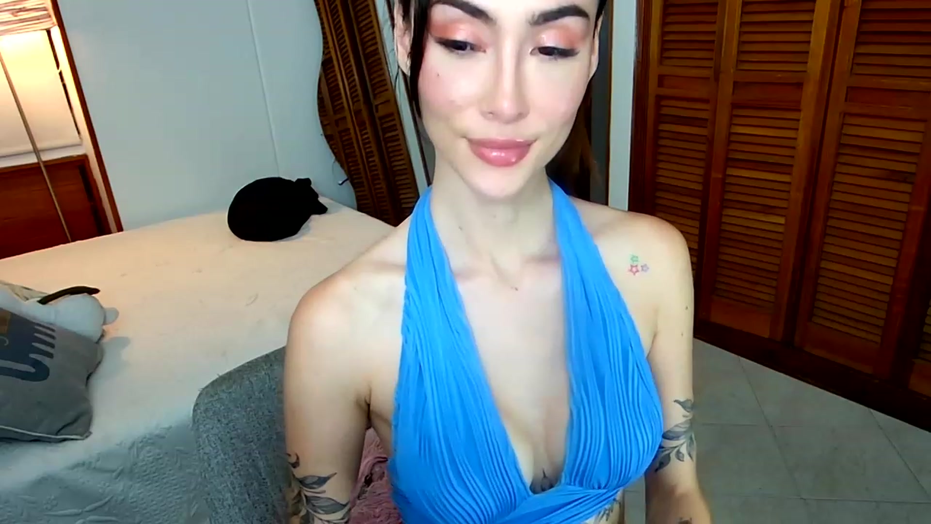 Gallery image thumbnail from YourFavGirl_'s myfreecams stream on, 03/14/2024, 04:08 image 15 of 20
