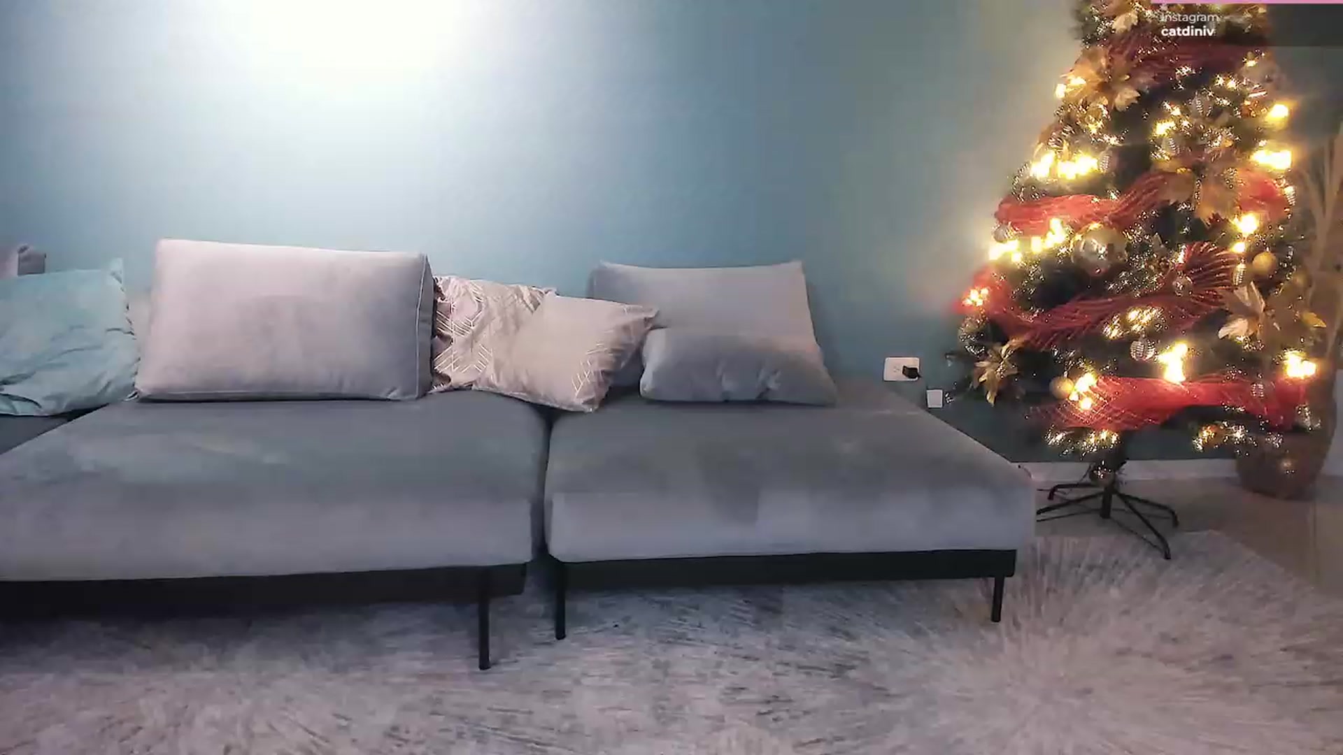 Gallery image thumbnail from YourFavPeach's myfreecams stream on, 11/19/2022, 06:06 image 12 of 20