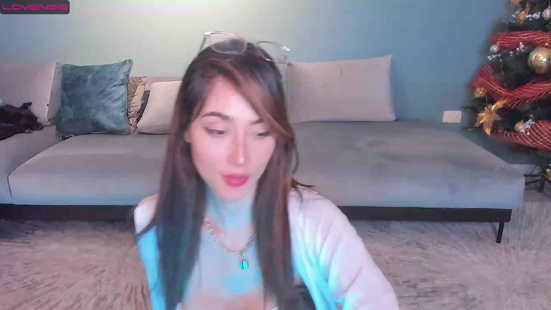 Gallery image thumbnail from YourFavPeach's myfreecams stream on, 11/25/2022, 04:10 image 15 of 20