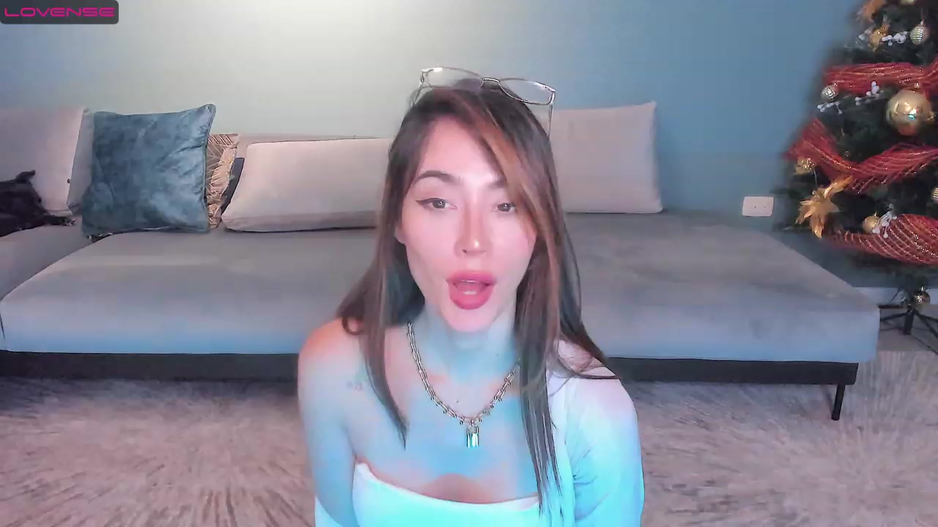 Gallery image thumbnail from YourFavPeach's myfreecams stream on, 11/25/2022, 04:10 image 16 of 20