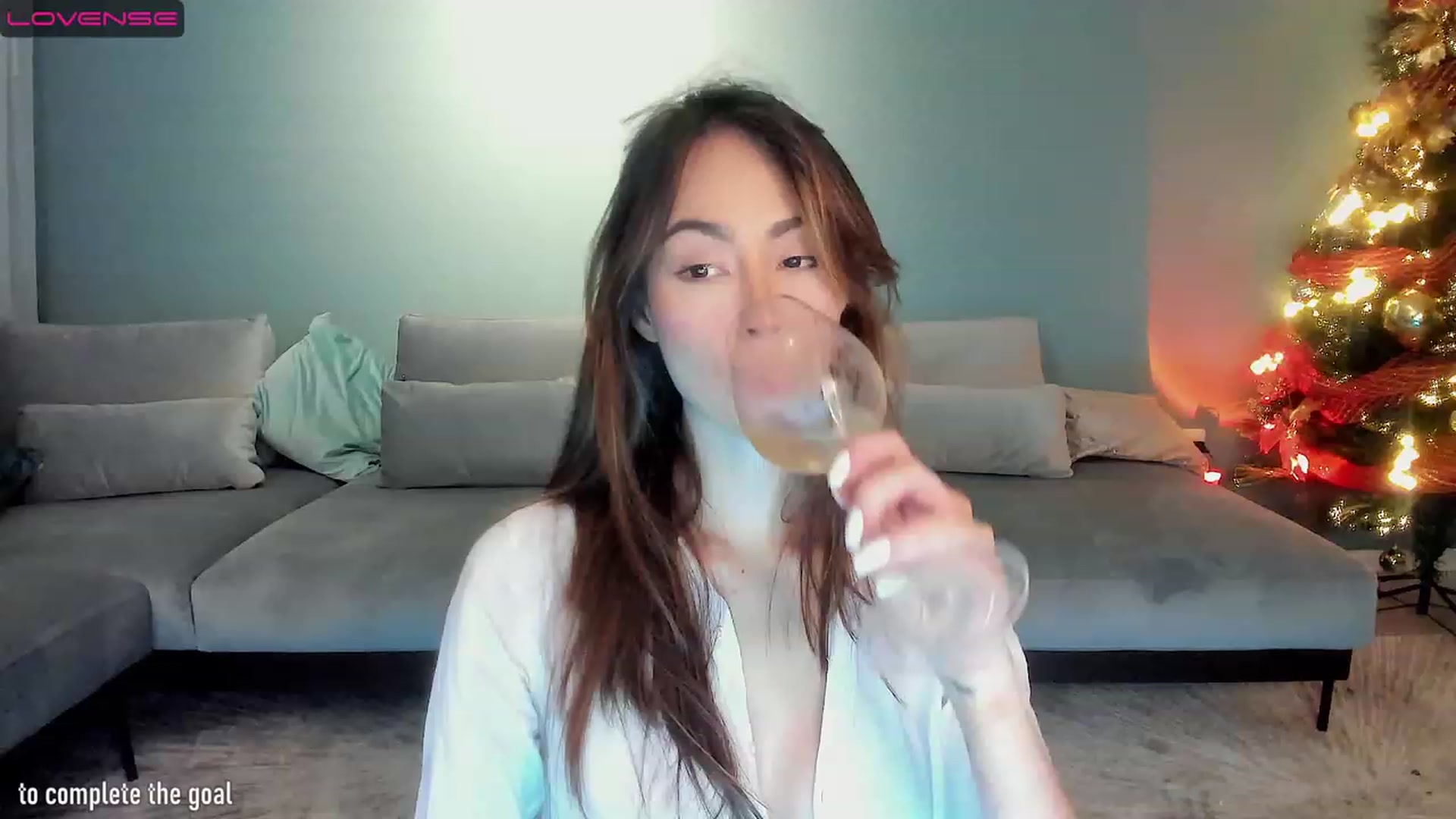 Gallery image thumbnail from YourFavPeach's myfreecams stream on, 12/07/2022, 01:59 image 2 of 20
