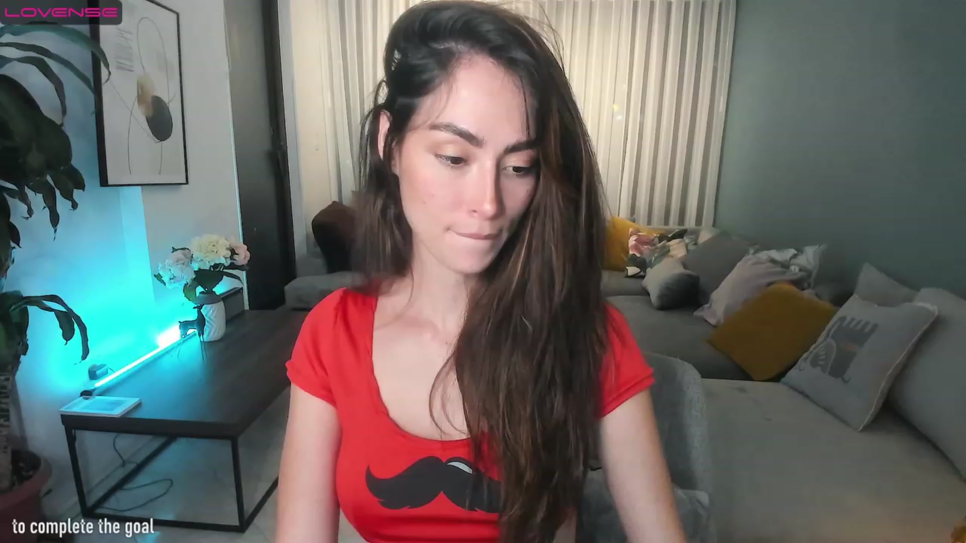 Gallery image thumbnail from YourFavPeach's myfreecams stream on, 12/31/2022, 03:28 image 6 of 20