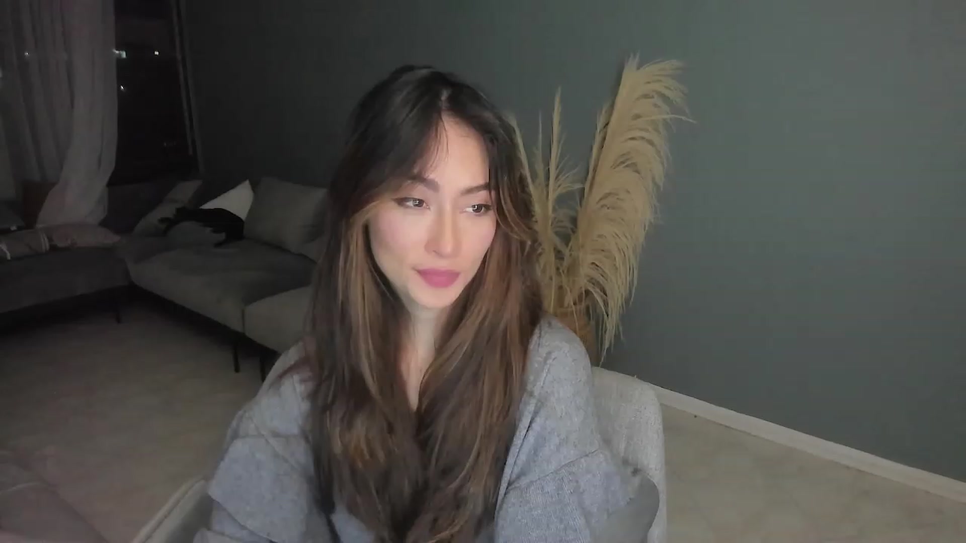 Gallery image thumbnail from YourFavPeach's myfreecams stream on, 01/13/2023, 03:40 image 3 of 20