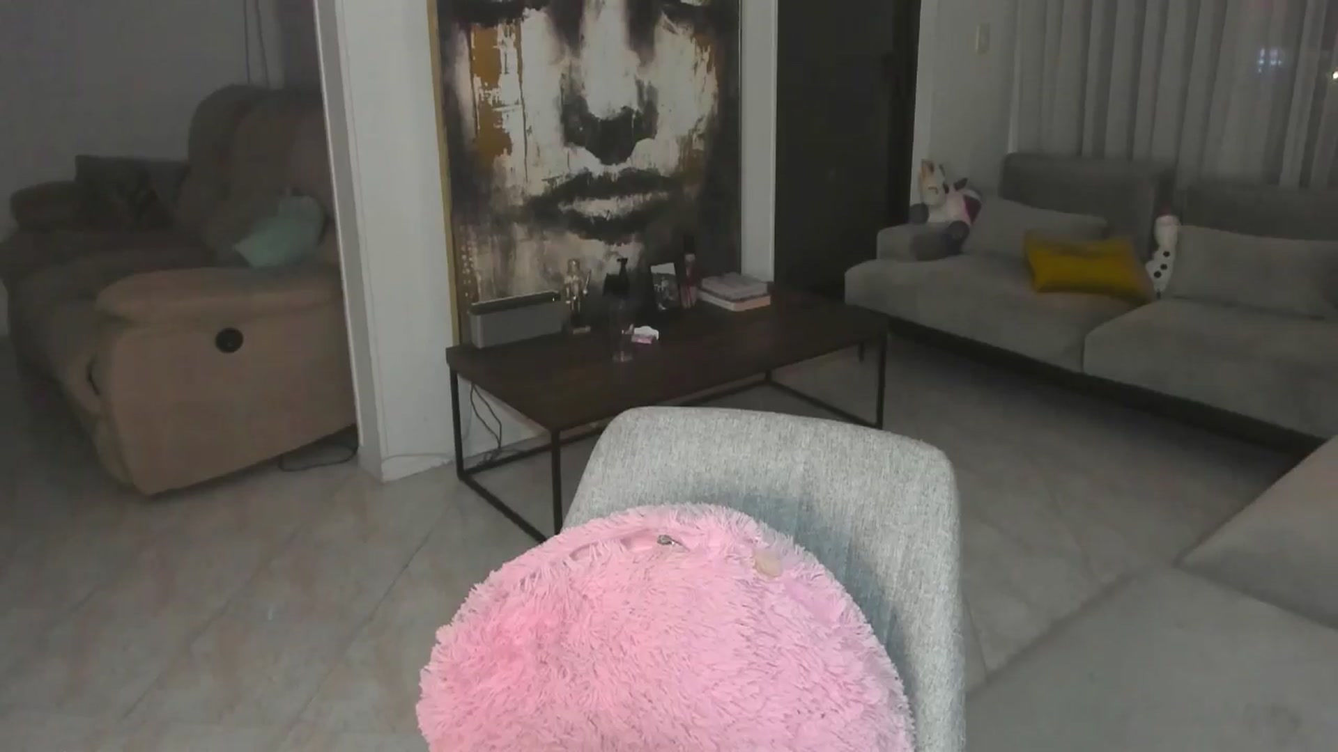 Gallery image thumbnail from YourFavWifey_'s myfreecams stream on, 11/24/2024, 03:20 image 19 of 20