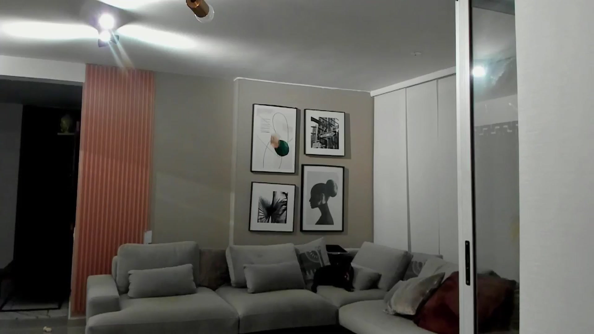 Gallery image thumbnail from YourFavWifey_'s myfreecams stream on, 01/22/2025, 04:48 image 2 of 20
