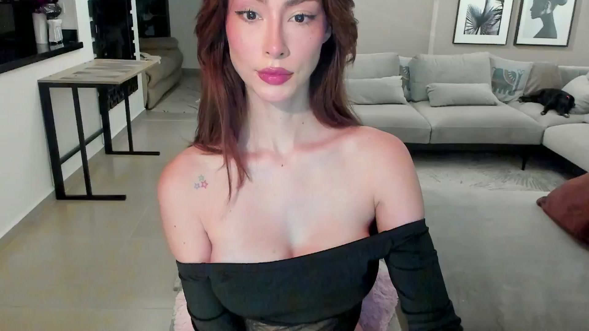 Gallery image thumbnail from YourFavWifey_'s myfreecams stream on, 01/30/2025, 03:19 image 17 of 20