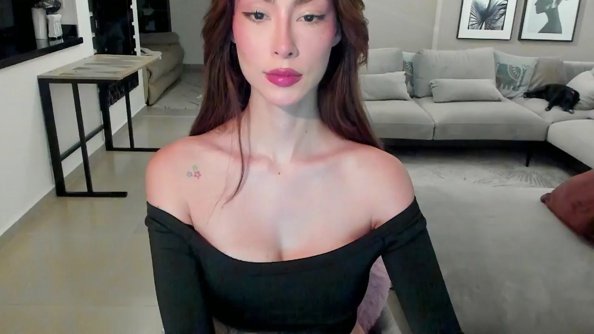 Gallery image thumbnail from YourFavWifey_'s myfreecams stream on, 01/30/2025, 03:19 image 8 of 20