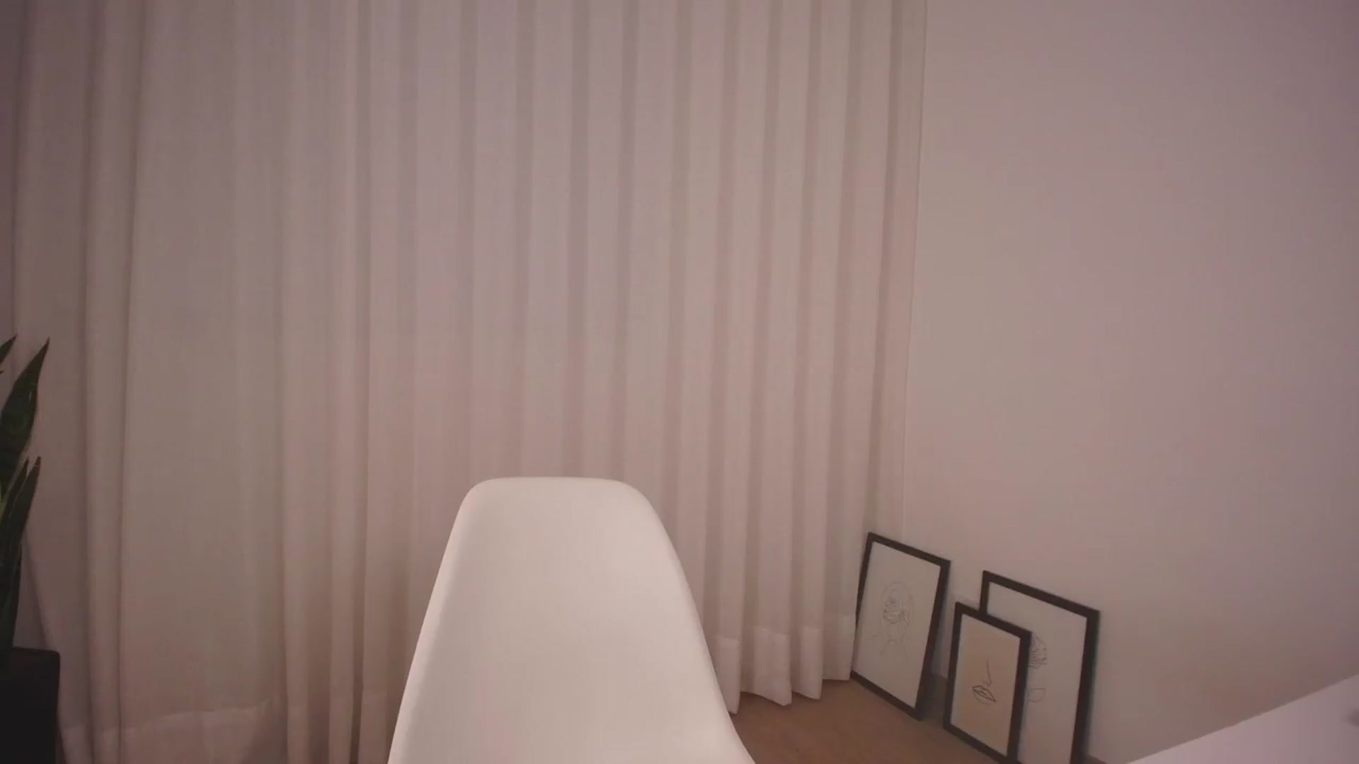 Gallery image thumbnail from YourFavorita's myfreecams stream on, 07/09/2026, 24:03 image 18 of 20