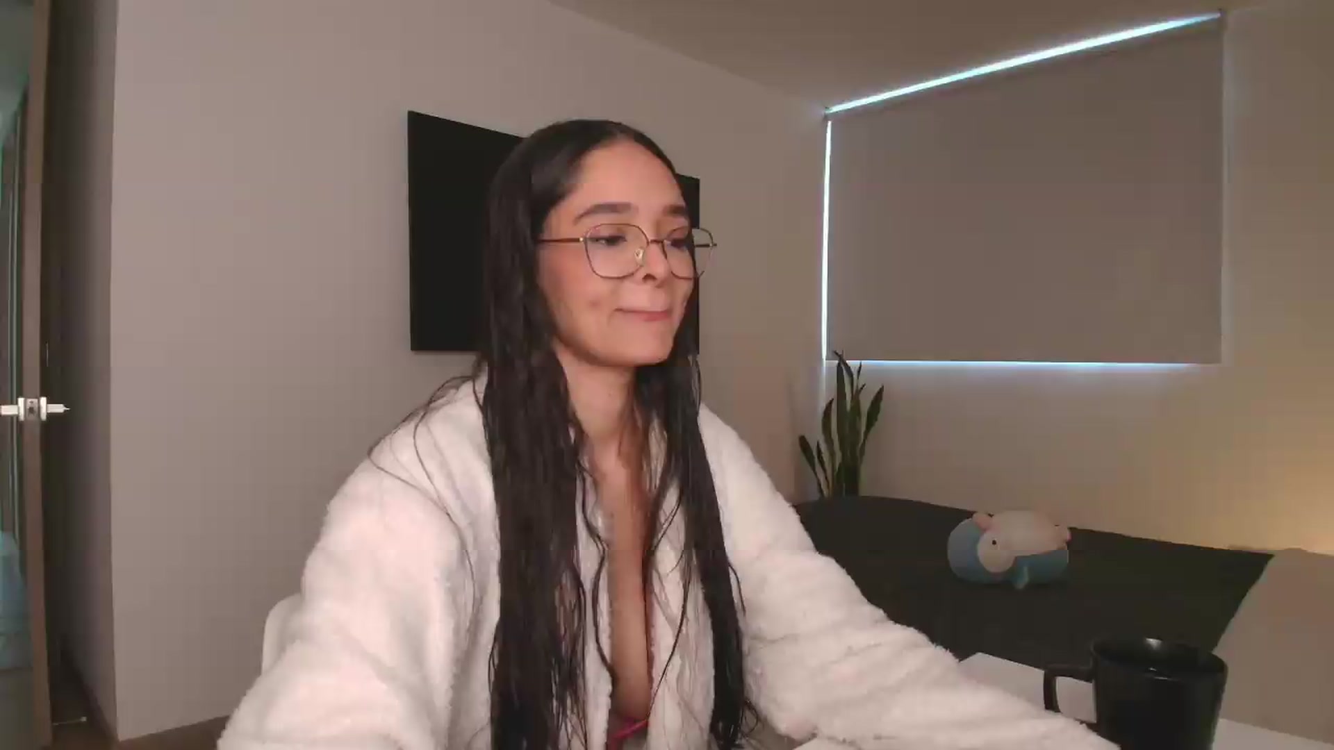 Gallery image thumbnail from YourFavorita's myfreecams stream on, 07/28/2026, 15:47 image 10 of 20